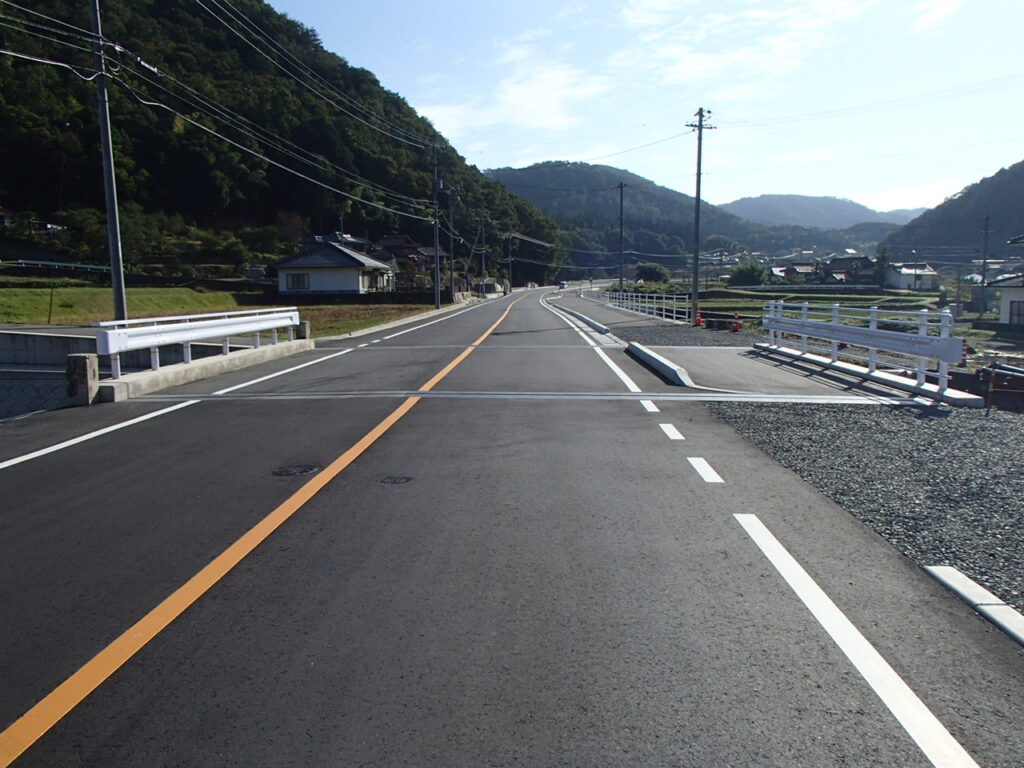 主要地方道吉田豊栄線交通安全施設工事（その１）